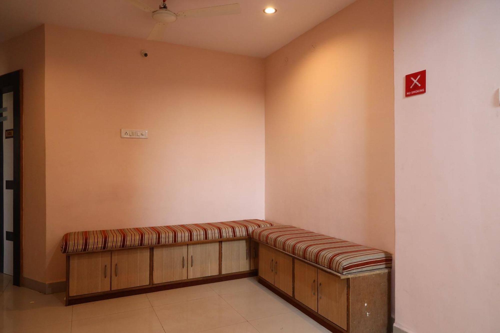 Hotel O Prithvi Inn Nagpur Exterior photo